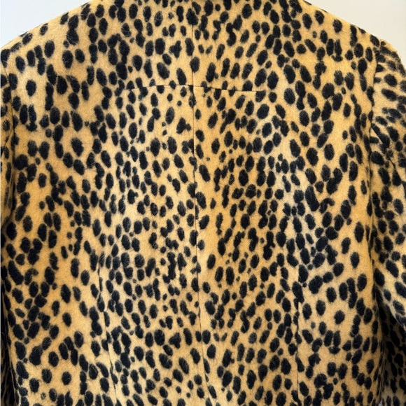 Brand New. Nocturne Leopard Printed Blazer. EU 40 (L) size, Fits like M-L. - Picture 8 of 15